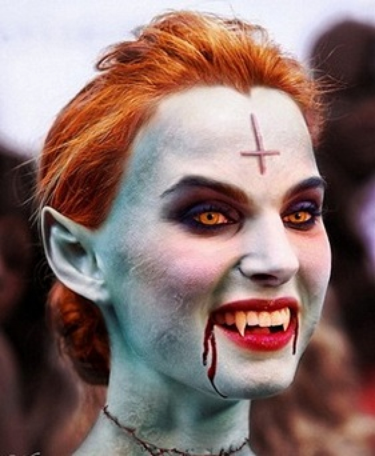 hoa trang halloween sao cho doc dao va kinh di nhat hinh anh 3