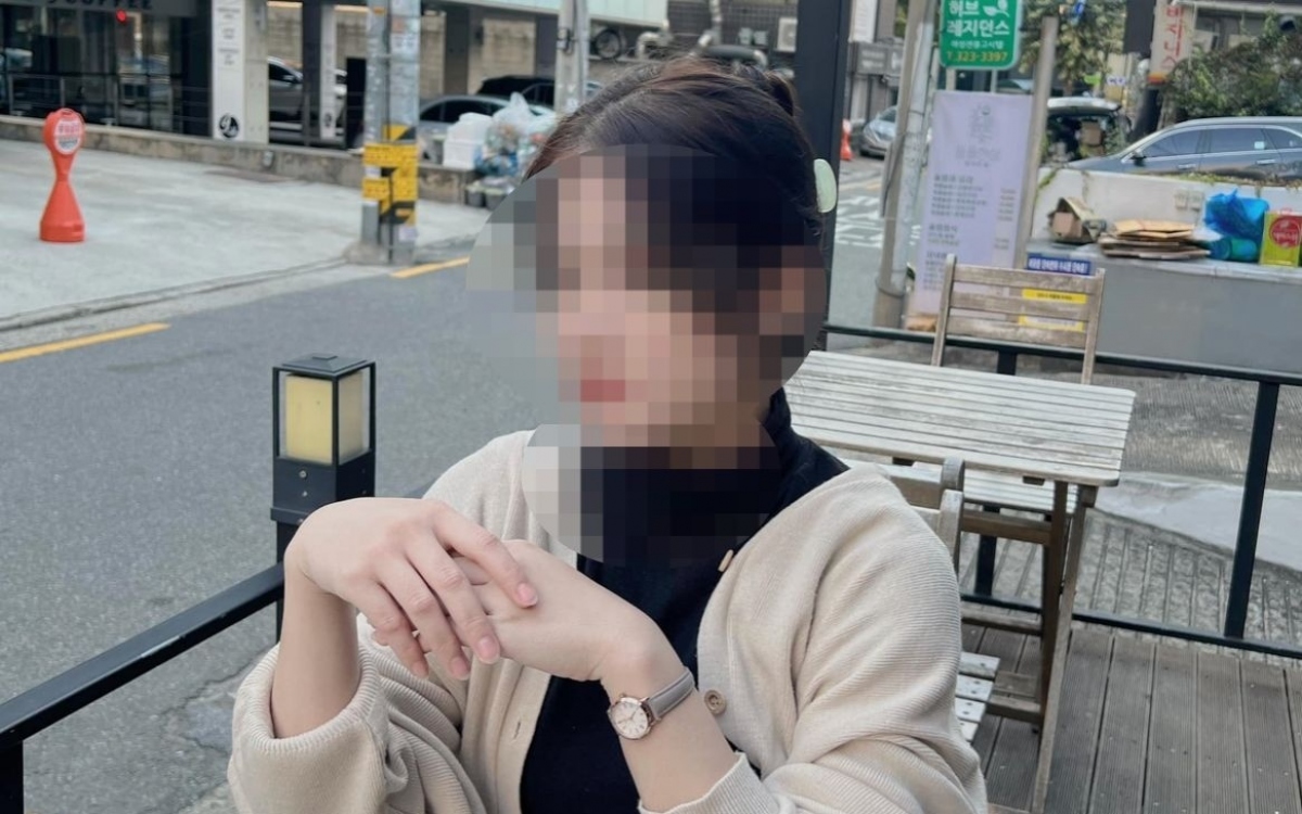 người mẹ ngã quỵ khi nghe tin con mất sau thảm kịch giẫm đạp ở seoul hình ảnh 1 nguoi me nga quy khi nghe tin con mat sau tham kich giam dap o seoul hinh anh 1