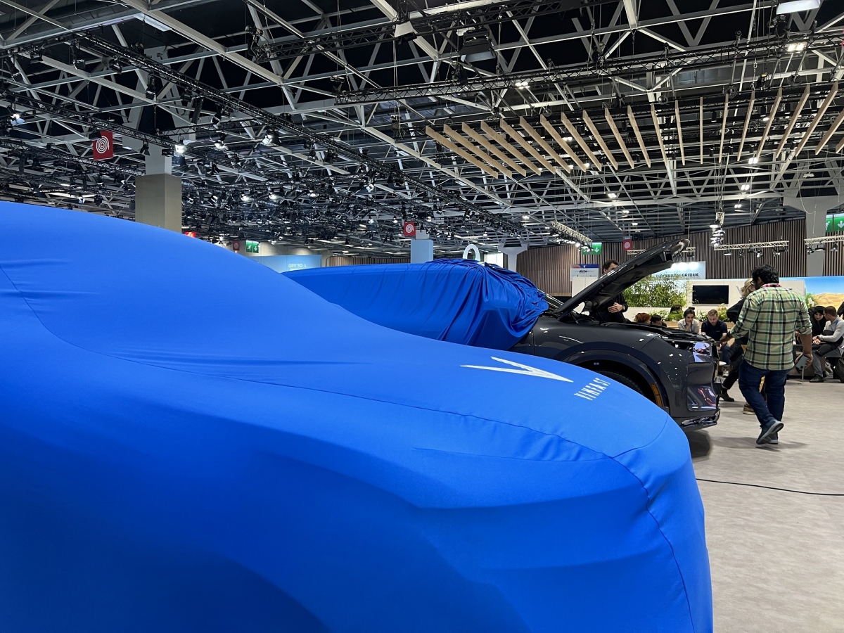 he lo bom tan vinfast mang toi paris motor show 2022 hinh anh 4