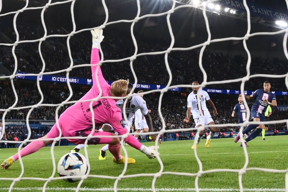 mbappe va messi ghi ban giup psg thang nhoc nice hinh anh 9