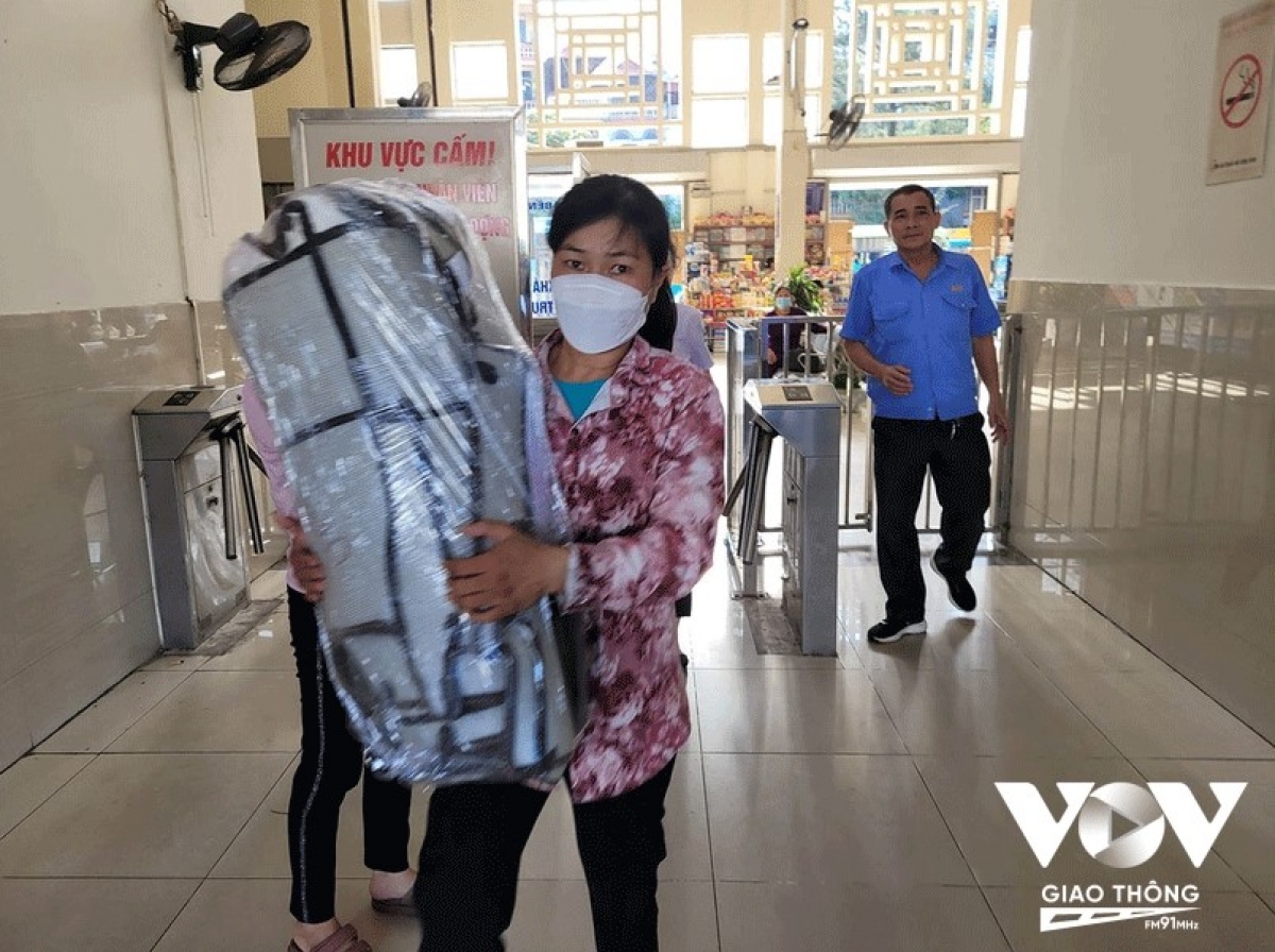 nghịch lý vào bến xe nhưng không được mua vé hình ảnh 1 nghich ly vao ben xe nhung khong duoc mua ve hinh anh 1