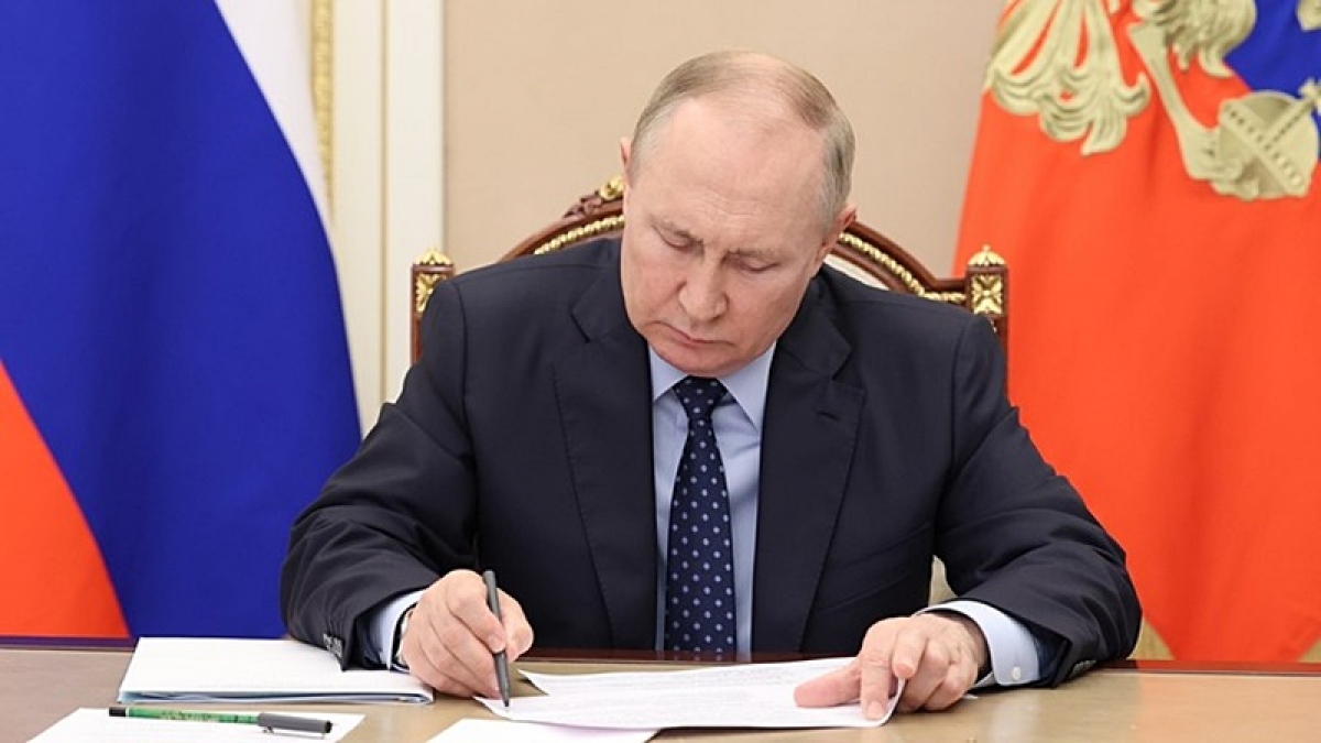 tổng thống putin ký ban hành luật sáp nhập 4 vùng ukraine vào nga hình ảnh 1 tong thong putin ky ban hanh luat sap nhap 4 vung ukraine vao nga hinh anh 1