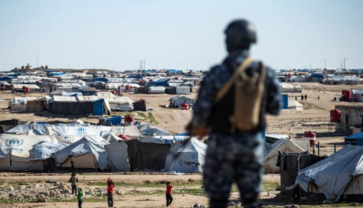 australia giai cuu phu nu va tre em bi mac ket trong cac trai giam o syria hinh anh 2