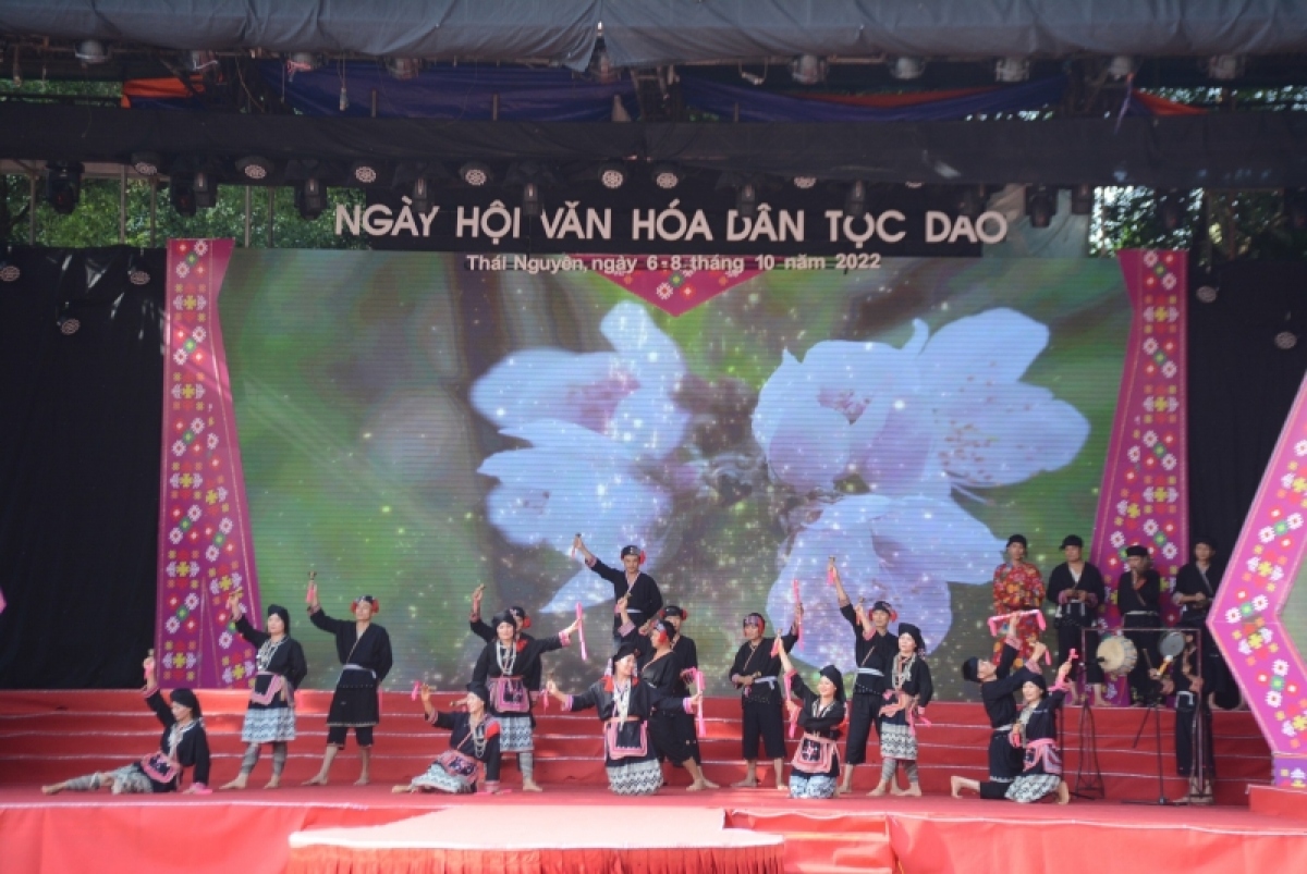 lưu giữ sắc màu văn hóa dân tộc dao tiền từ hoạt động văn nghệ bản hình ảnh 1 luu giu sac mau van hoa dan toc dao tien tu hoat dong van nghe ban hinh anh 1