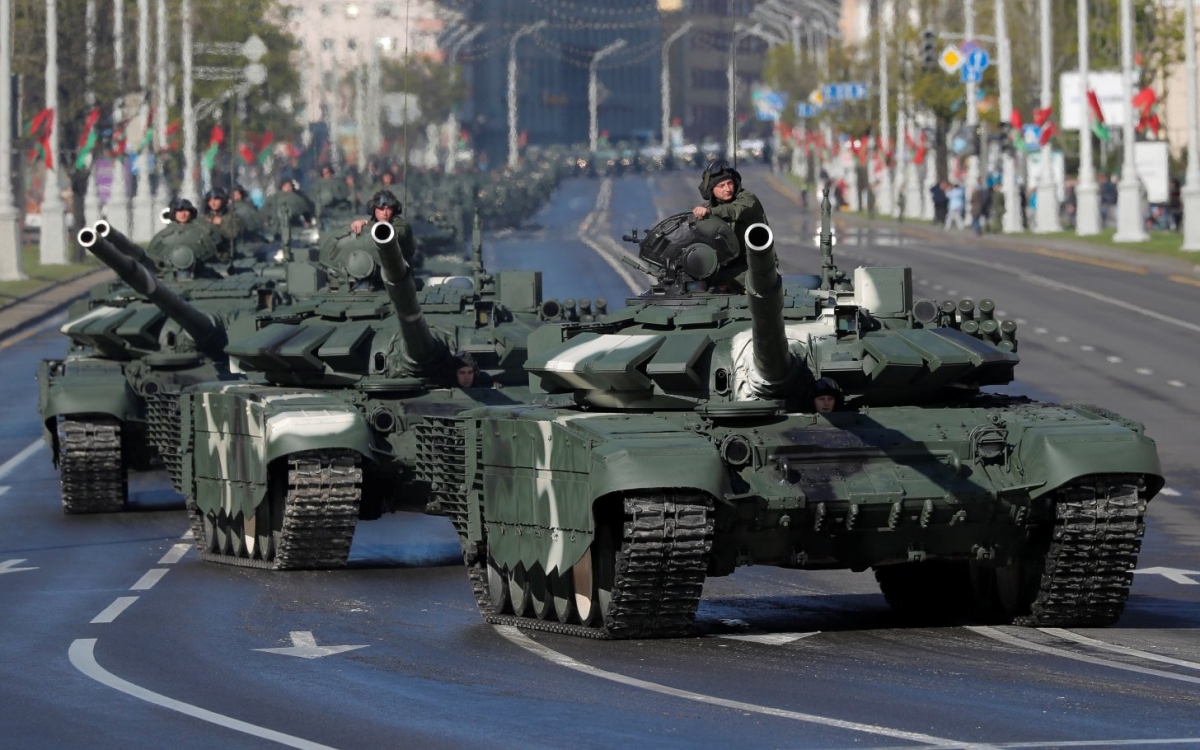 Xe tăng Belarus. Ảnh: Reuters.