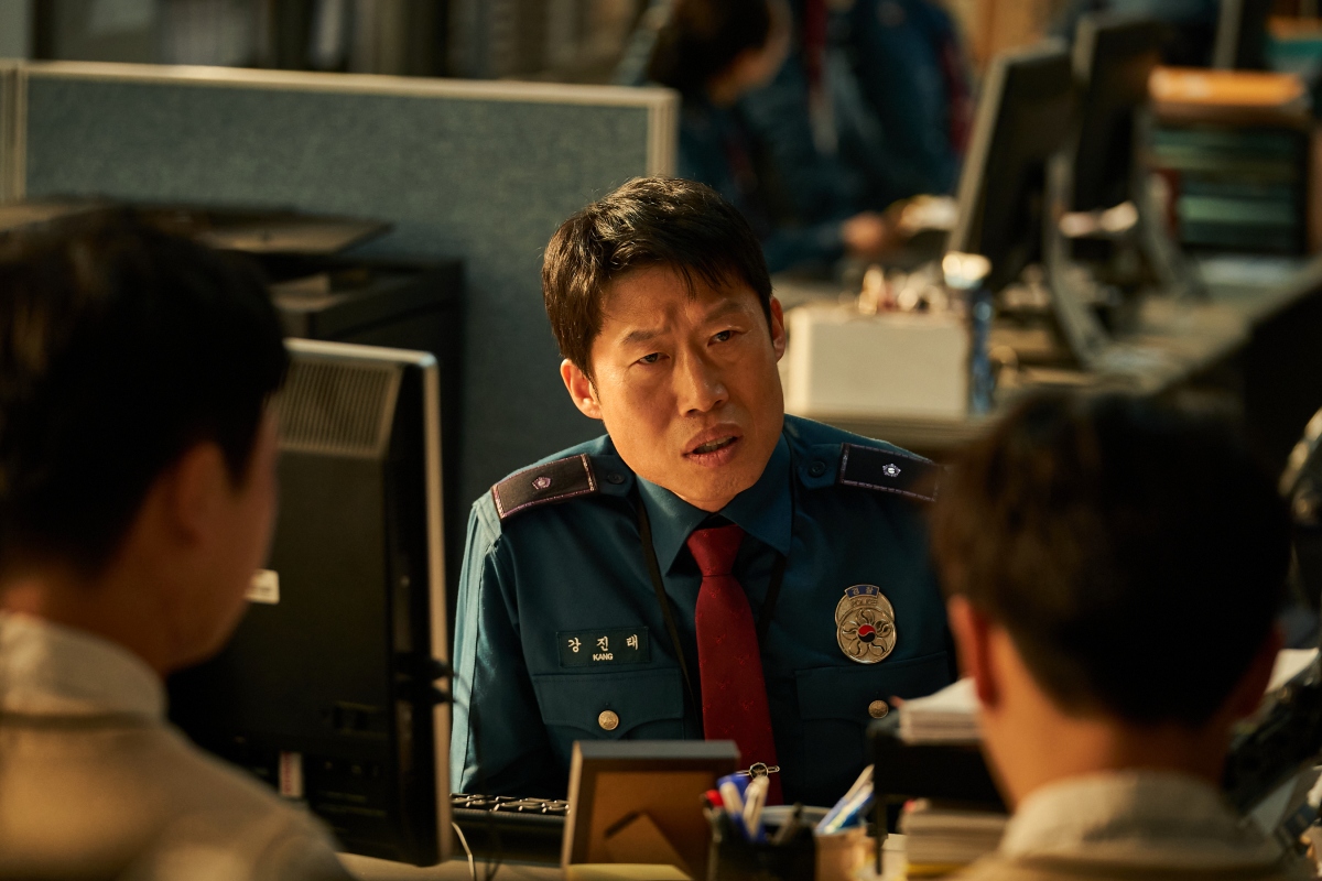 hyun bin va dan dien vien cuc pham lam nen bom tan Dac vu xuyen quoc gia hinh anh 7