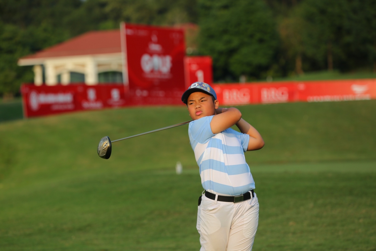 vjo thu nhỏ tại tiền phong golf championship 2022 hình ảnh 1 vjo thu nho tai tien phong golf championship 2022 hinh anh 1