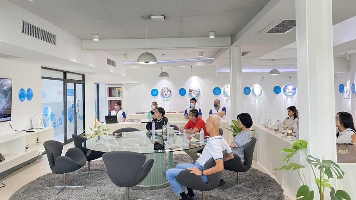 kinh hai trieu chinh thuc la dai ly uy quyen cho thai optical group hinh anh 2