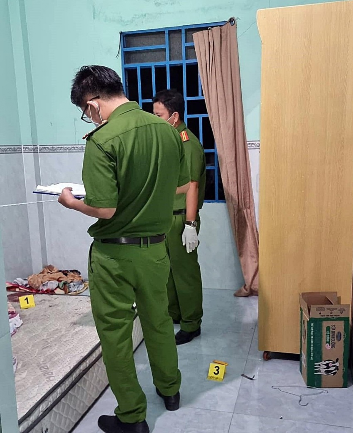 cong an binh thuan truy bat nguoi chong sat hai vo roi bo tron hinh anh 2