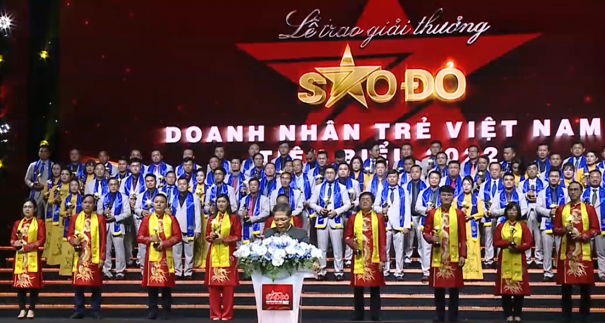 le trao giai thuong sao do 2022 - ton vinh cac doanh nhan tre vi cong dong hinh anh 2