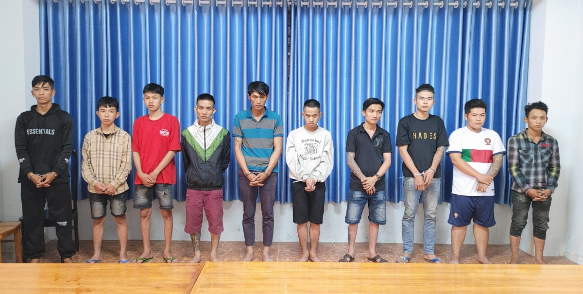 bat khan cap 12 doi tuong o an giang ve hanh vi giet nguoi hinh anh 2