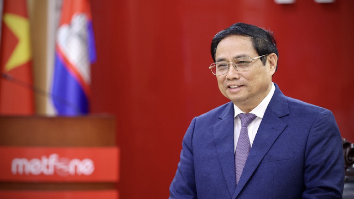 thủ tướng phạm minh chính thăm trụ sở công ty viettel campuchia hình ảnh 1 thu tuong pham minh chinh tham tru so cong ty viettel campuchia hinh anh 1