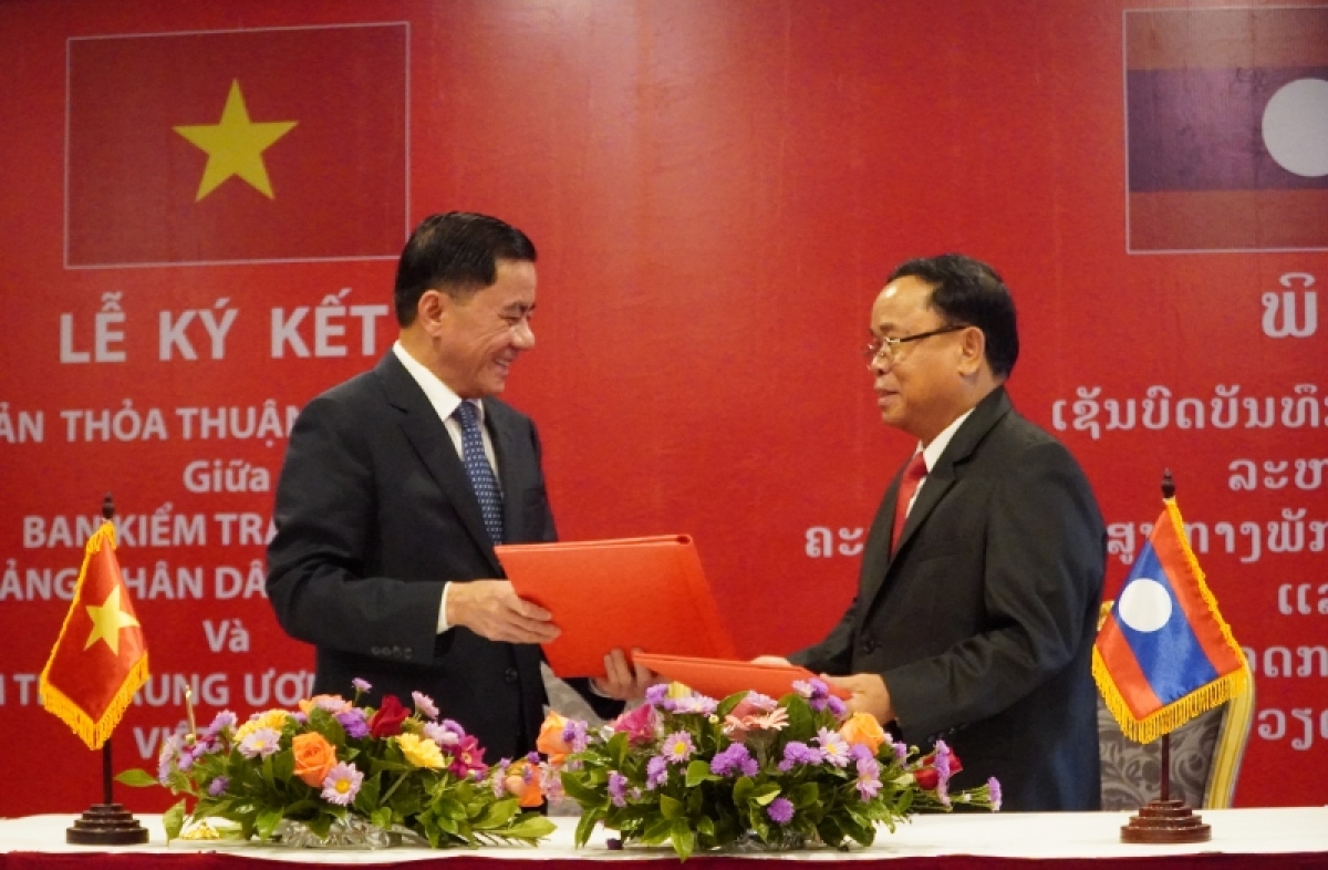 việt nam lào đẩy mạnh hợp tác giữa hai Ủy ban kiểm tra tw Đảng hình ảnh 3 viet nam lao day manh hop tac giua hai Uy ban kiem tra tw Dang hinh anh 3