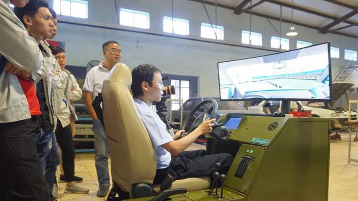 bộ gtvt không đồng ý lùi lộ trình trung tâm đào tạo lái xe phải có cabin điện tử hình ảnh 1 bo gtvt khong dong y lui lo trinh trung tam dao tao lai xe phai co cabin dien tu hinh anh 1