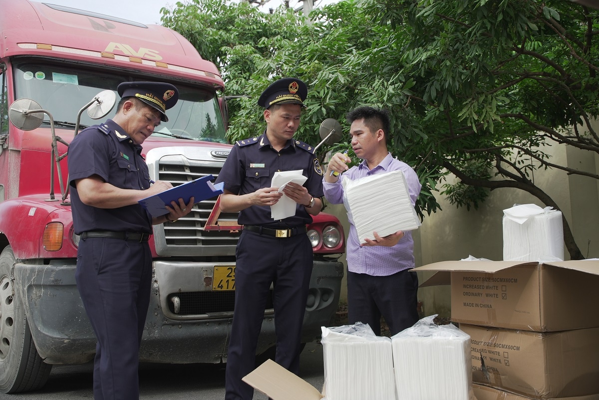 tạo thuận lợi thương mại, giảm thời gian giải phóng hàng hóa xuất nhập khẩu hình ảnh 1 tao thuan loi thuong mai, giam thoi gian giai phong hang hoa xuat nhap khau hinh anh 1