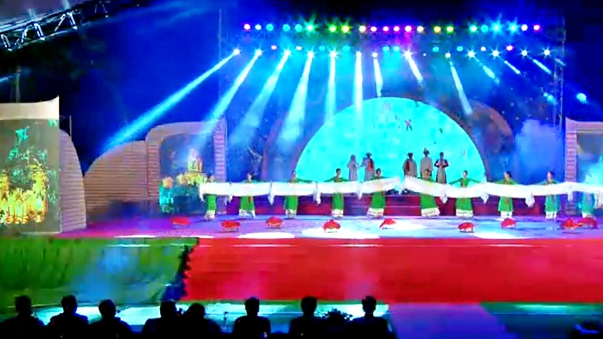 chương trình nghệ thuật huyền thoại apsara tái hiện lịch sử và giá trị tinh hoa của văn hóa hình ảnh 1 chuong trinh nghe thuat huyen thoai apsara tai hien lich su va gia tri tinh hoa cua van hoa hinh anh 1