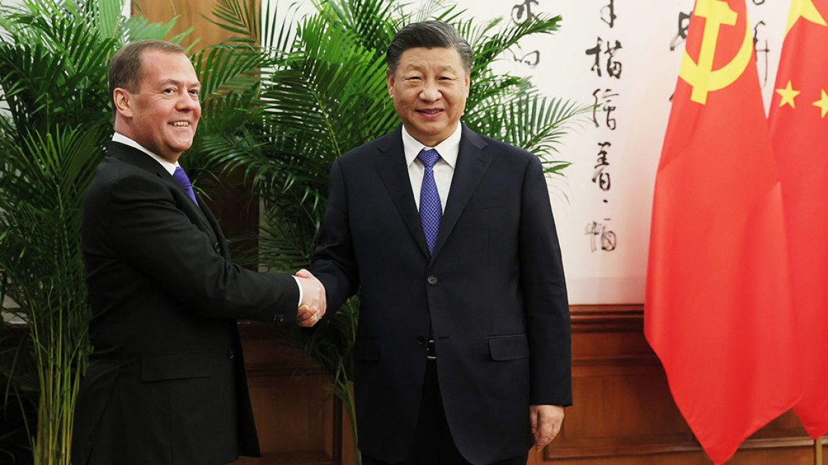 Ông medvedev tới trung quốc để chuyển thông điệp của tổng thống putin hình ảnh 1 Ong medvedev toi trung quoc de chuyen thong diep cua tong thong putin hinh anh 1