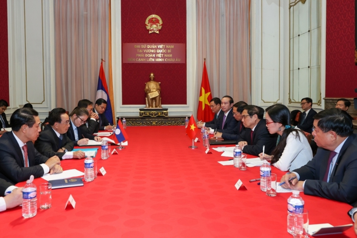 thủ tướng phạm minh chính gặp thủ tướng lào phankham viphavanh hình ảnh 1 thu tuong pham minh chinh gap thu tuong lao phankham viphavanh hinh anh 1