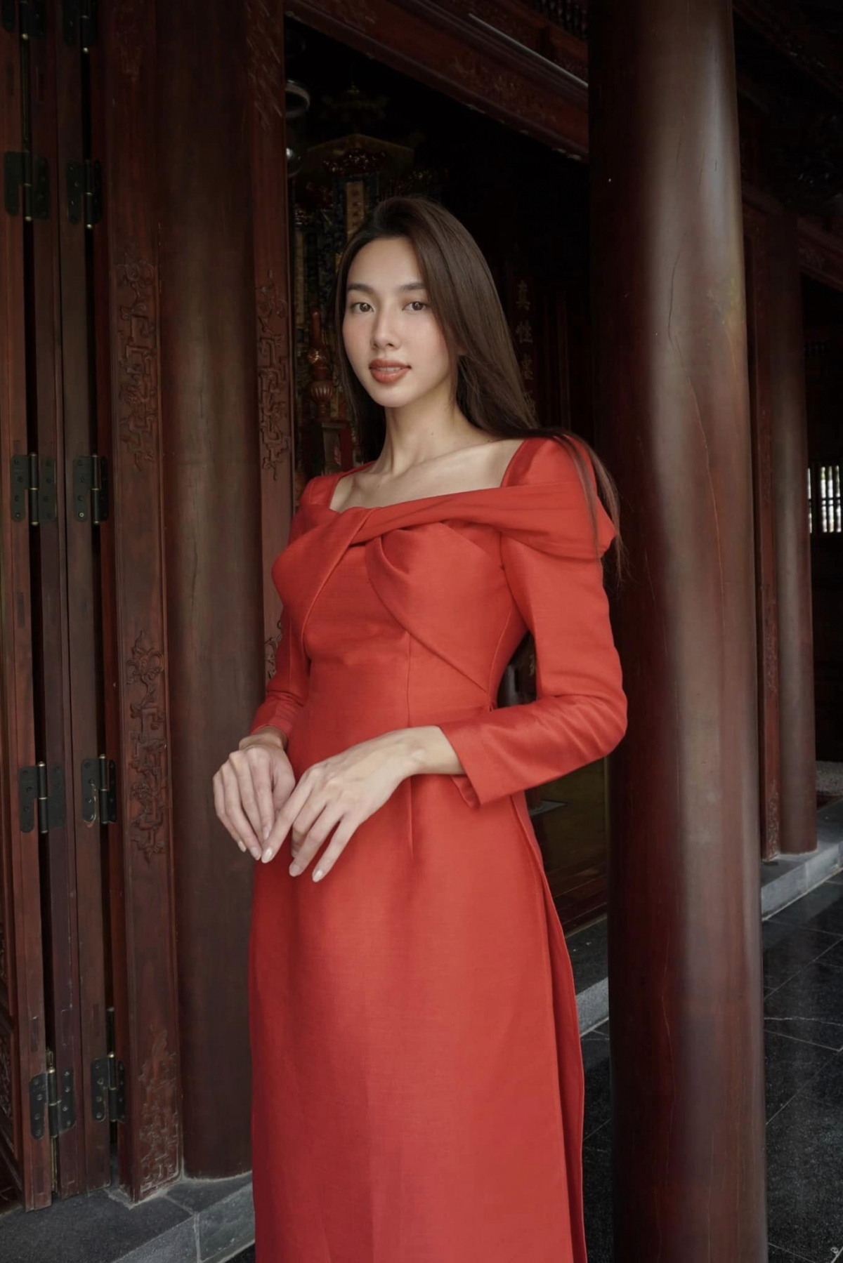 hoa hau thuy tien lan dau chia se chuyen bi quay roi hoi nam 6 tuoi hinh anh 2
