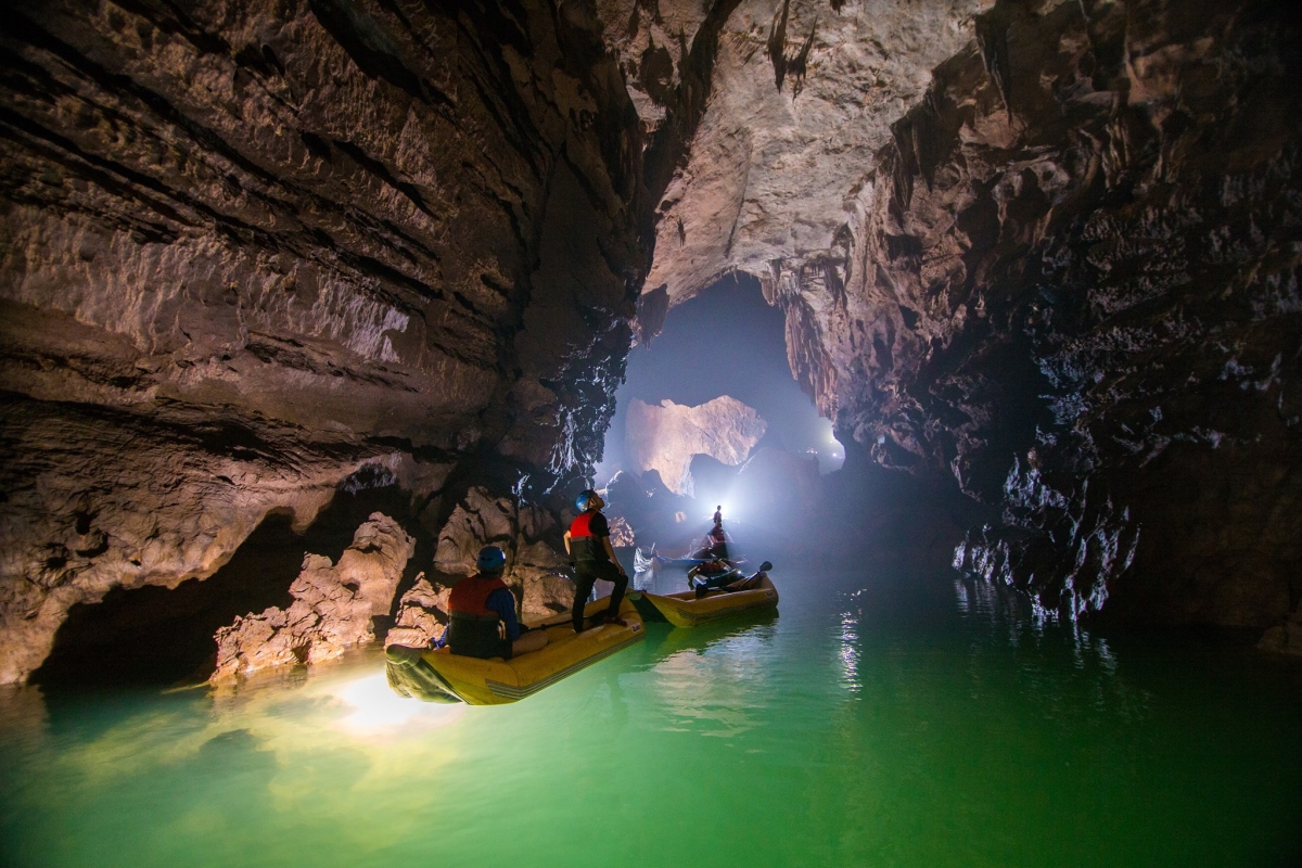bung sang du lich hang dong o quang binh hinh anh 3