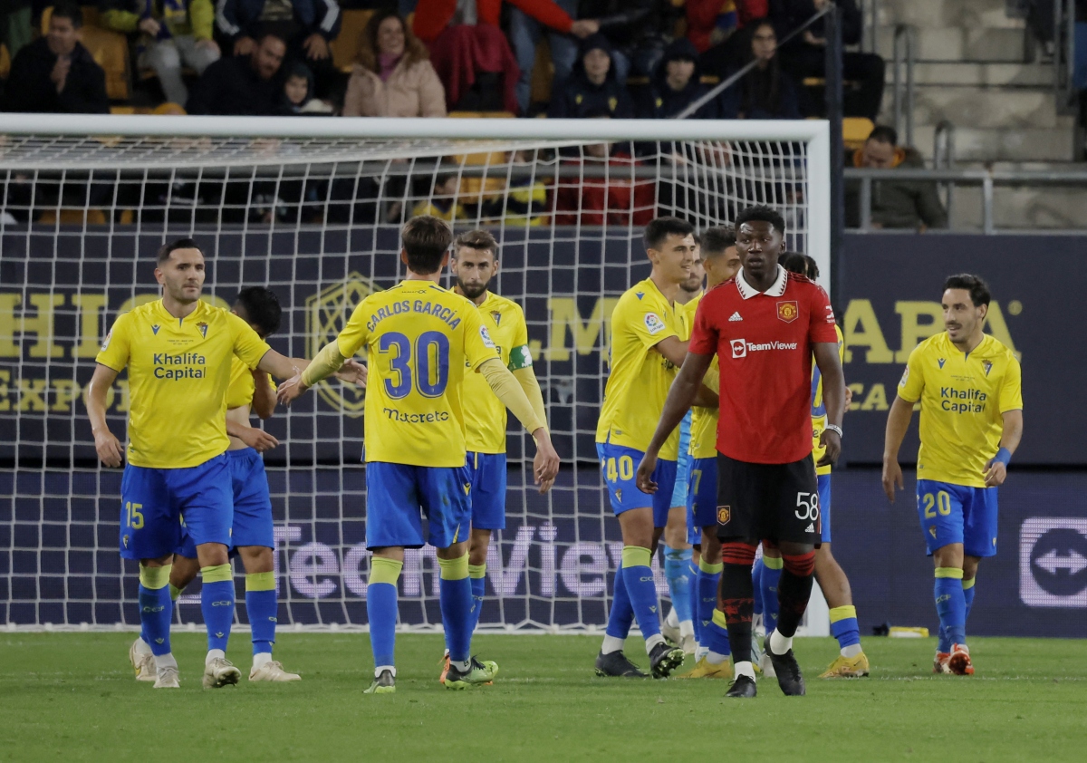 mu thua 2-4 truoc doi bong dang dua tru hang o la liga hinh anh 10