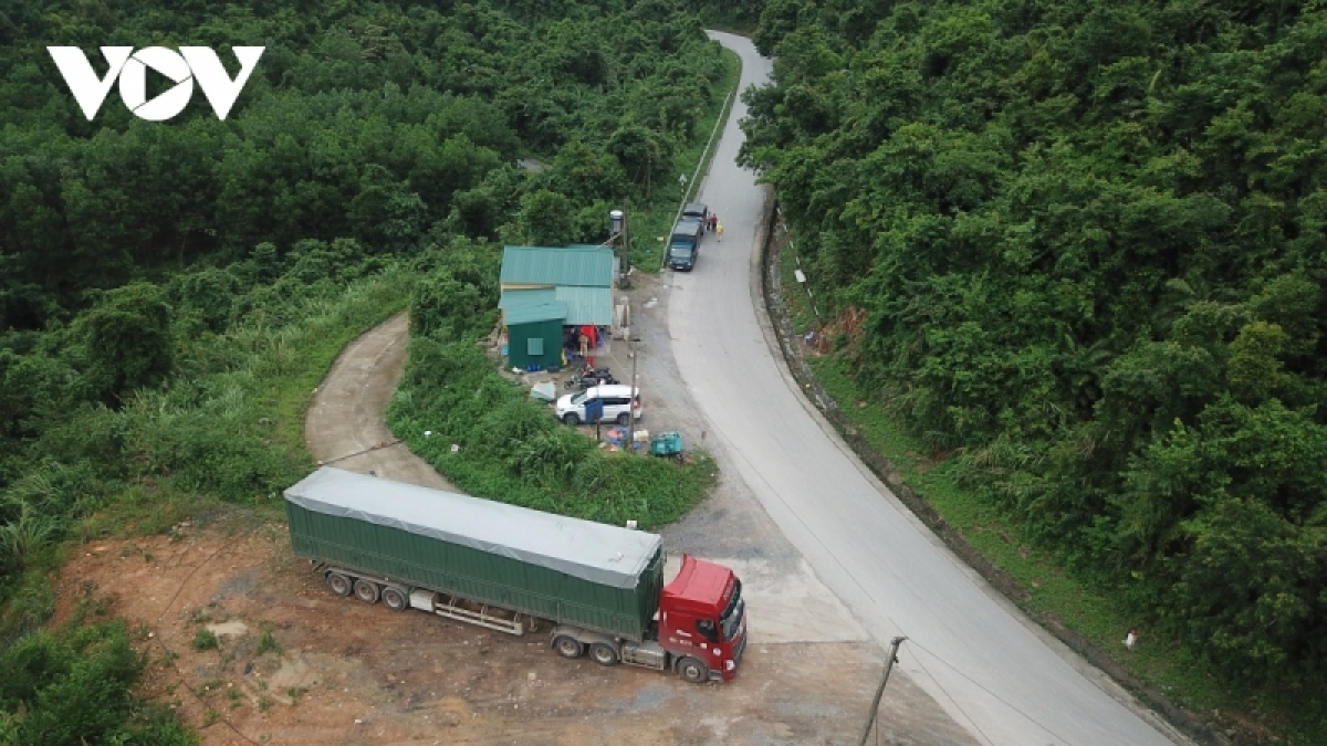 cao tốc vân Đồn-móng cái con đường của khát vọng và niềm tin hình ảnh 4 cao toc van Don-mong cai con duong cua khat vong va niem tin hinh anh 4