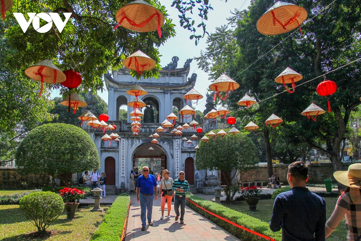 ha noi cong bo 10 su kien noi bat, kinh te phuc hoi la diem sang cua thu do nam 2022 hinh anh 9