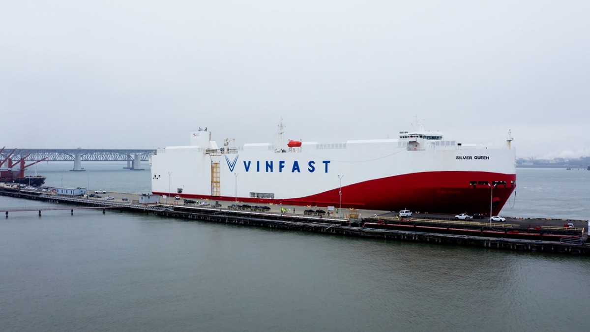 lô xe đầu tiên cập cảng california-vinfast nhận giấy phép bán hàng tại mỹ hình ảnh 1 lo xe dau tien cap cang california-vinfast nhan giay phep ban hang tai my hinh anh 1
