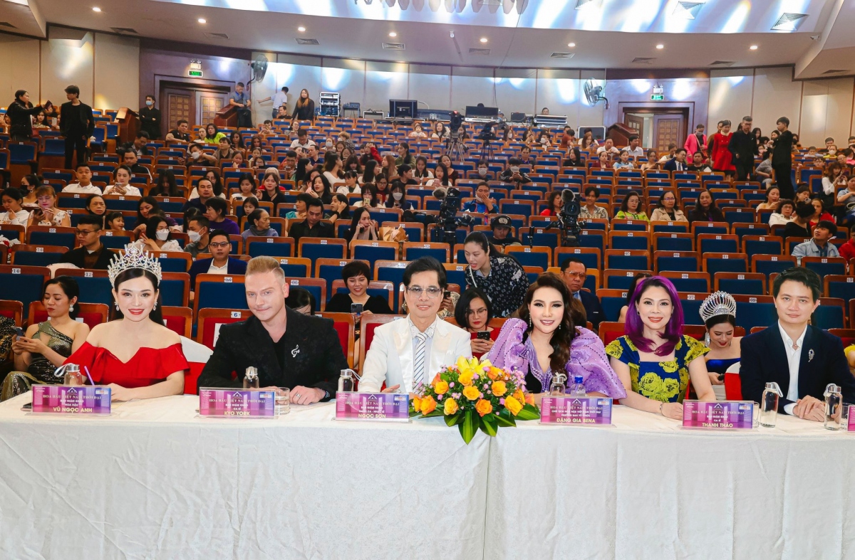 nữ sinh Đại học quốc gia hà nội đăng quang hoa hậu việt nam thời đại 2022 hình ảnh 1 nu sinh Dai hoc quoc gia ha noi dang quang hoa hau viet nam thoi dai 2022 hinh anh 1