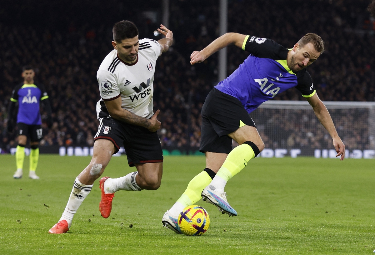 thang nhoc fulham, tottenham tam vuot qua khung hoang hinh anh 9