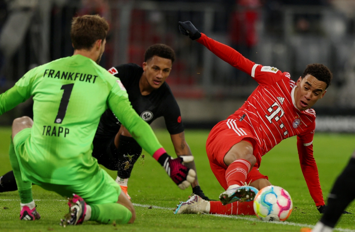 bi frankfurt cam hoa, bayern munich chua biet thang trong nam 2023 hinh anh 7