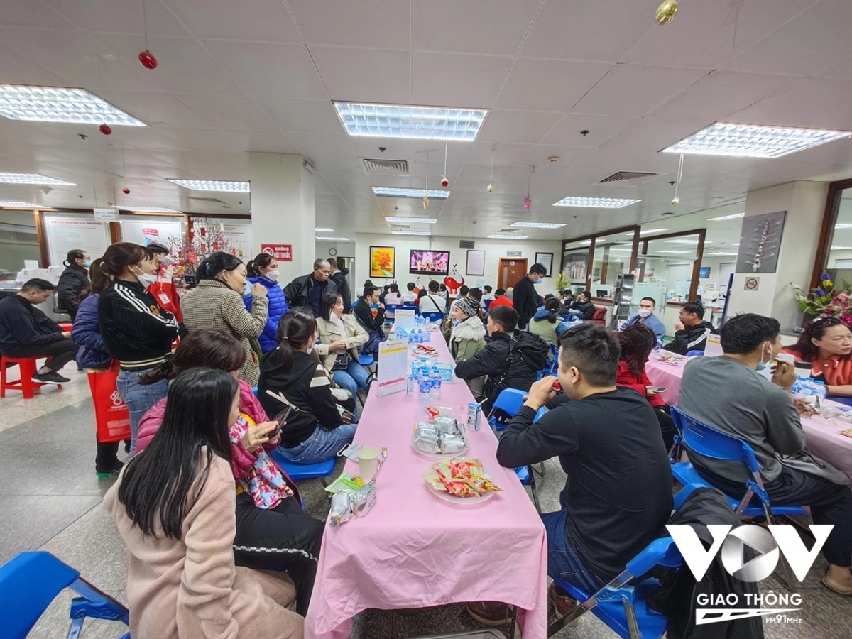 hao hung xep hang de duoc hien mau dau nam hinh anh 2