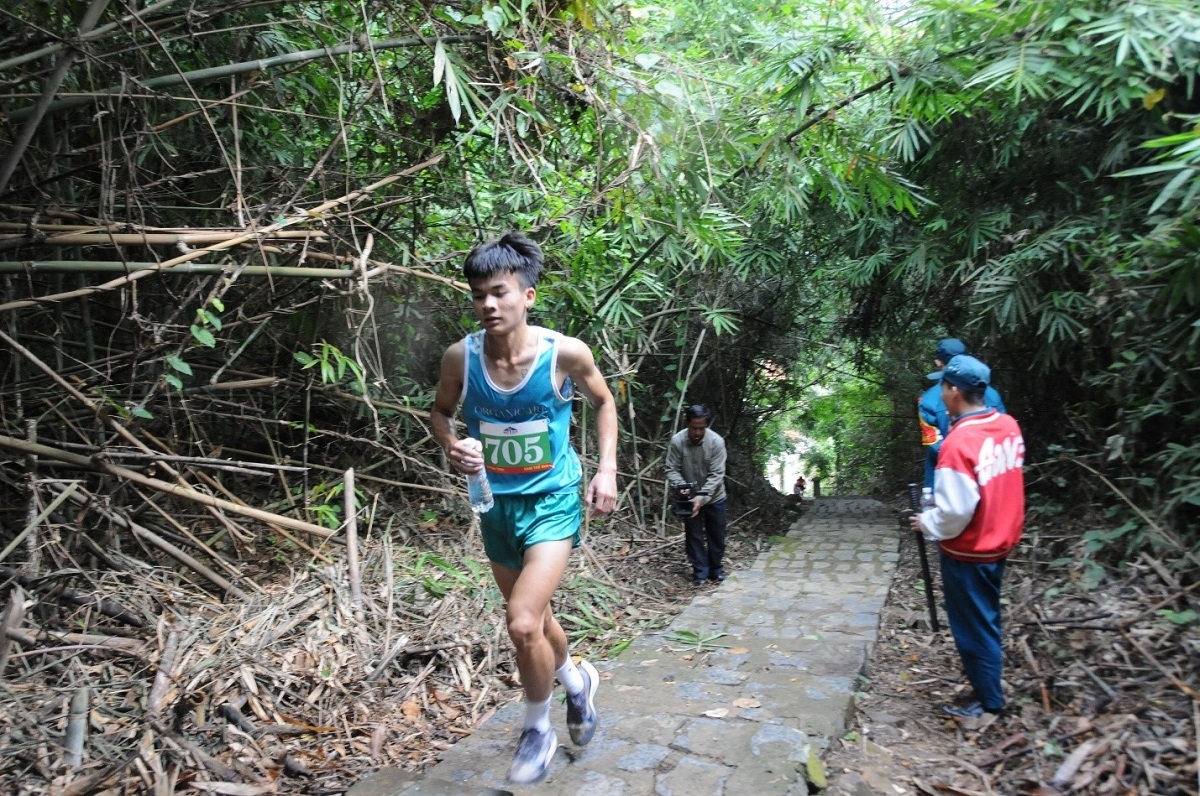 giai vo dich quoc gia viet da leo nui chinh phuc dinh cao ba ra lan thu 28 hinh anh 5