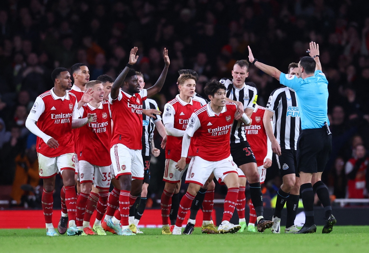 newcastle khien arsenal say chan trong cuoc dua vo dich ngoai hang anh hinh anh 9