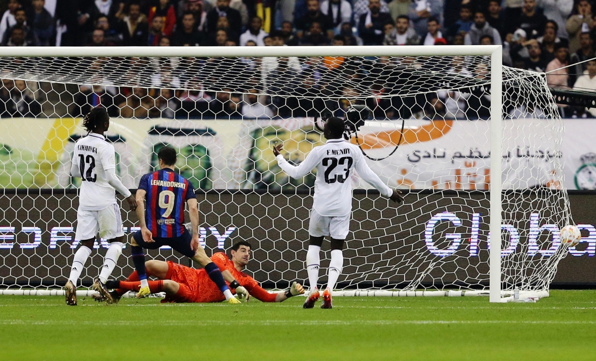 thang thuyet phuc real madrid, barca vo dich sieu cup tay ban nha hinh anh 3