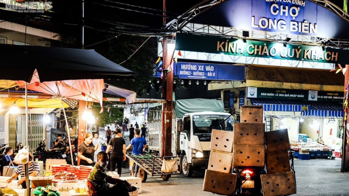 phan cuu van keo hang xuyen dem Dong gia ret, lo cai tet thieu banh chung hinh anh 1