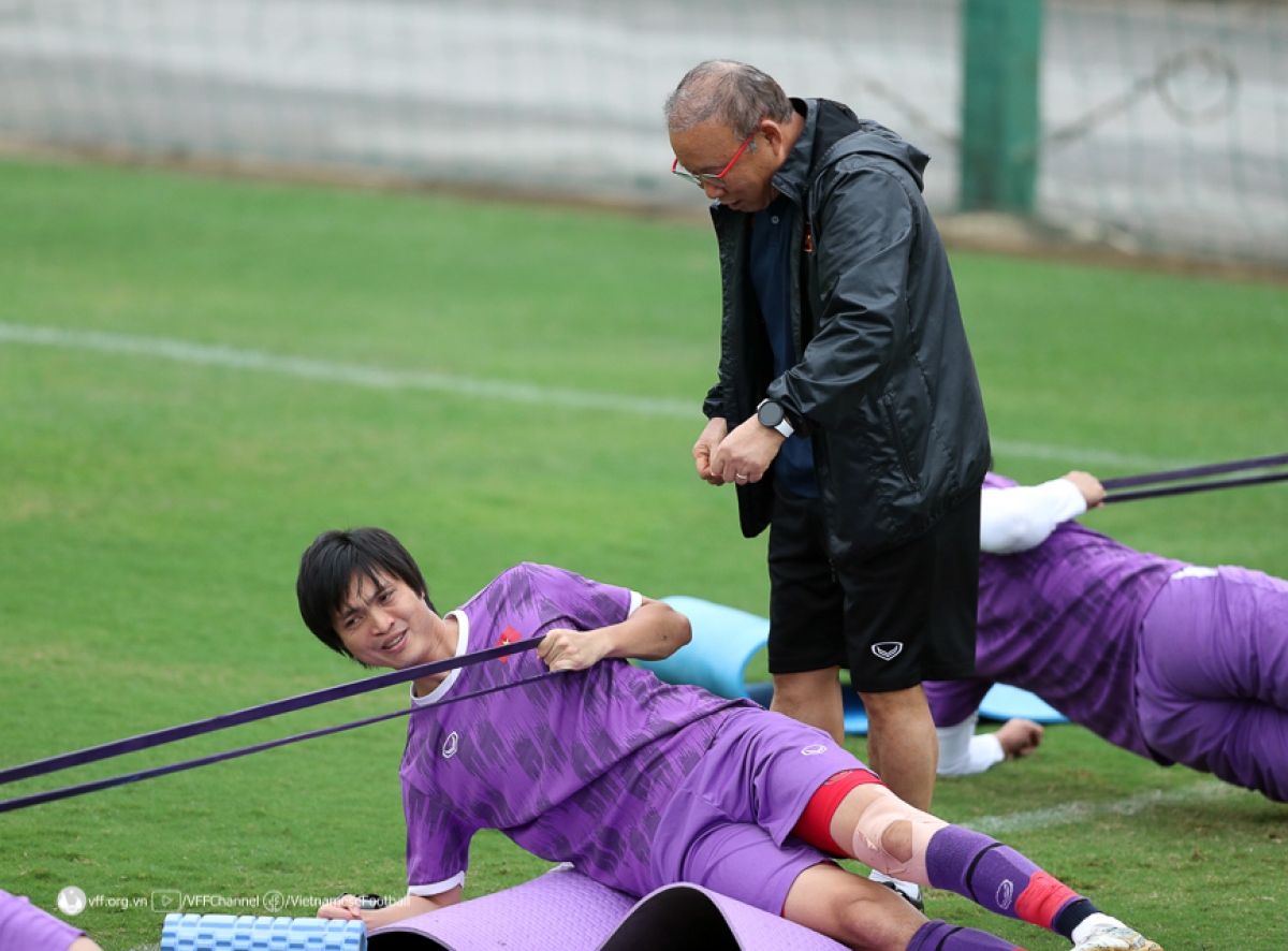 Dt viet nam tro lai san tap, chuan bi dau thai lan o chung ket aff cup 2022 hinh anh 3