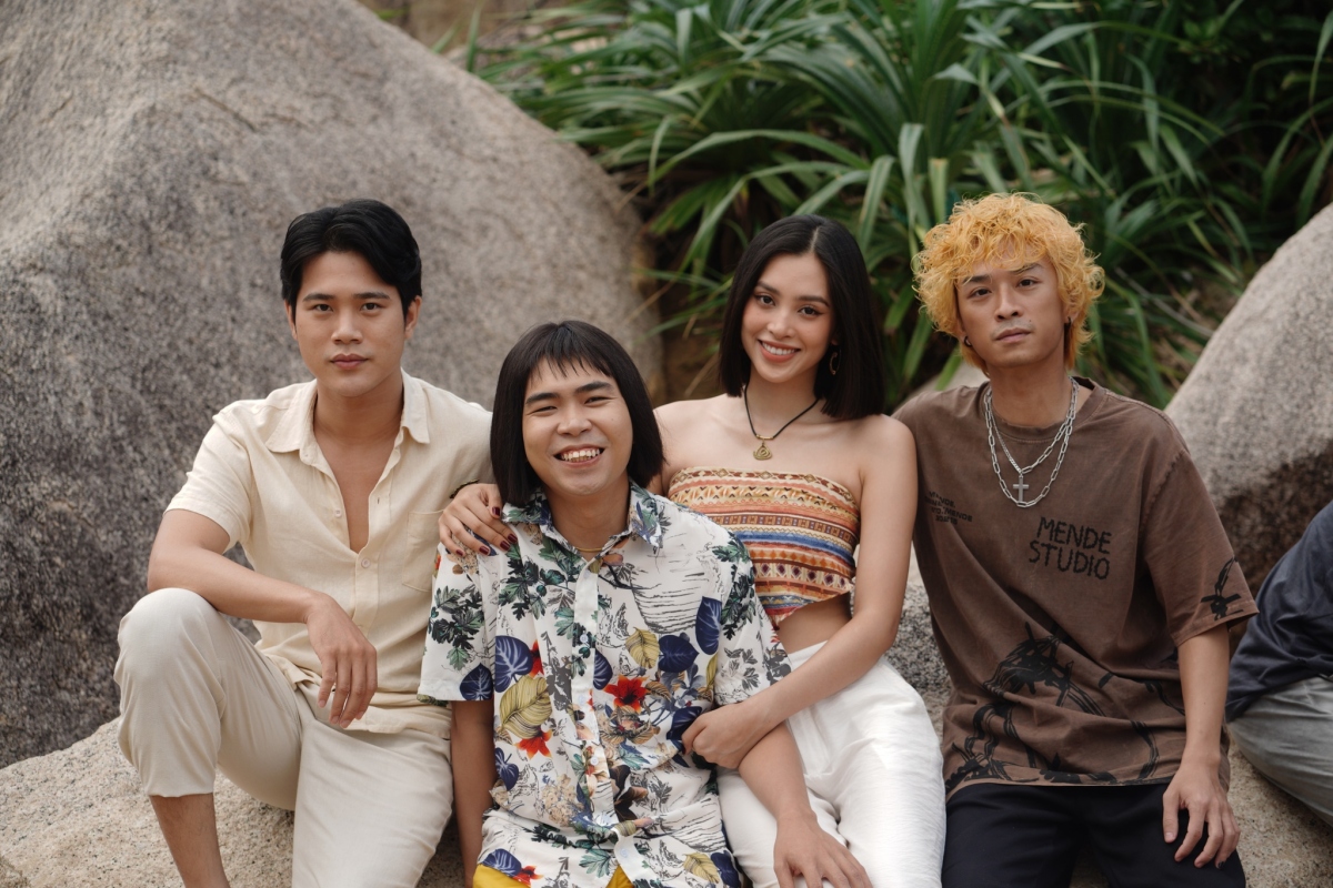 tran phong la nghe si, luc nao cung phai cau tien va dam me hinh anh 2