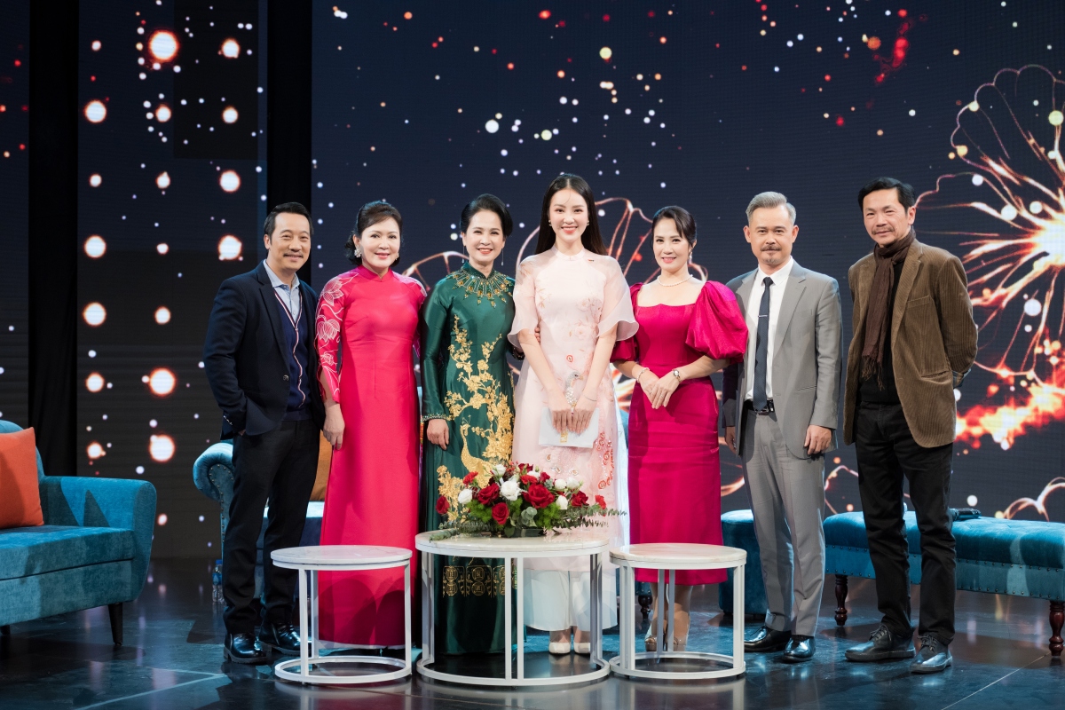 A hau thuy van nsnd cong ly rat ap luc khi tro lai tao quan 2023 hinh anh 2