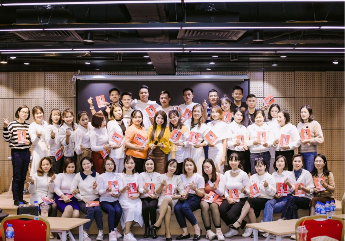 nu ceo 9x uoc mo xay dung he thong hang tieu dung nhan van hinh anh 2