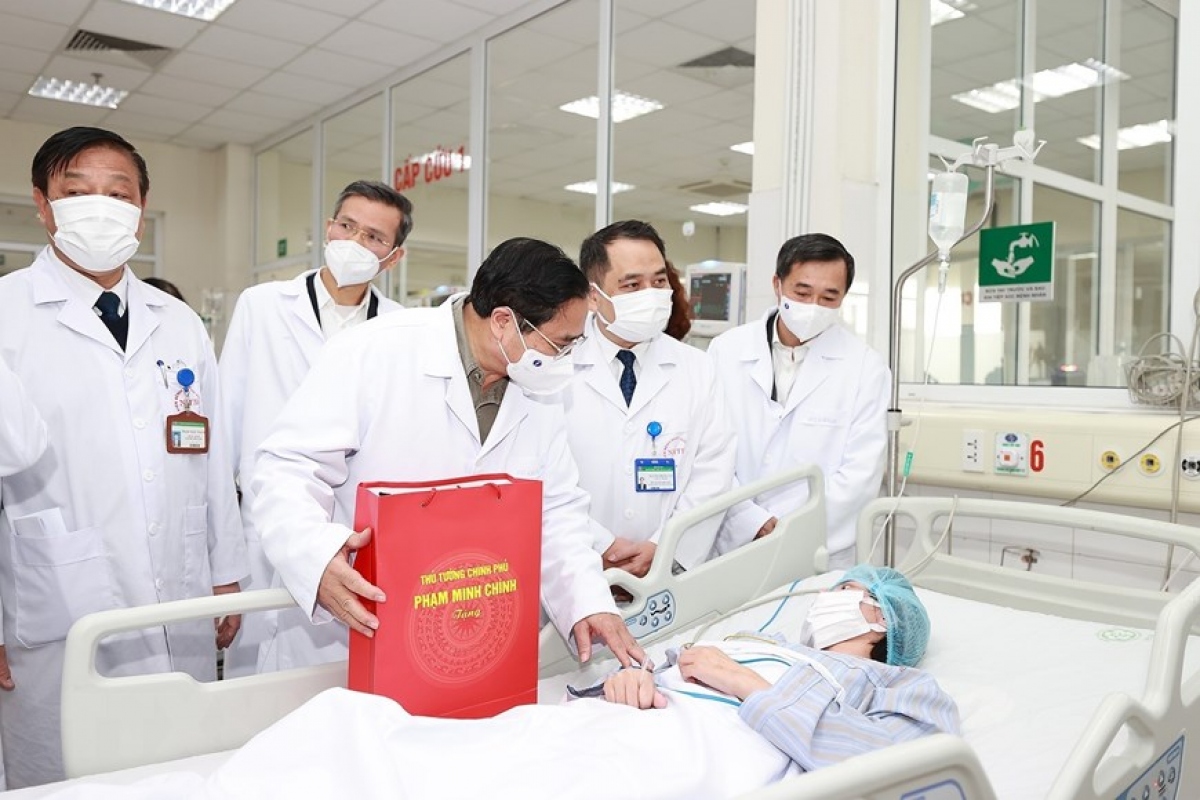 thu tuong tham, chuc tet tai benh vien benh nhiet doi trung uong hinh anh 4