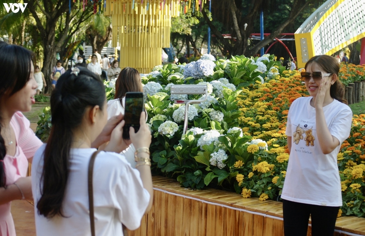 bà rịa-vũng tàu đứng thứ 2 cả nước về phục vụ khách trong dịp tết hình ảnh 1 ba ria-vung tau dung thu 2 ca nuoc ve phuc vu khach trong dip tet hinh anh 1