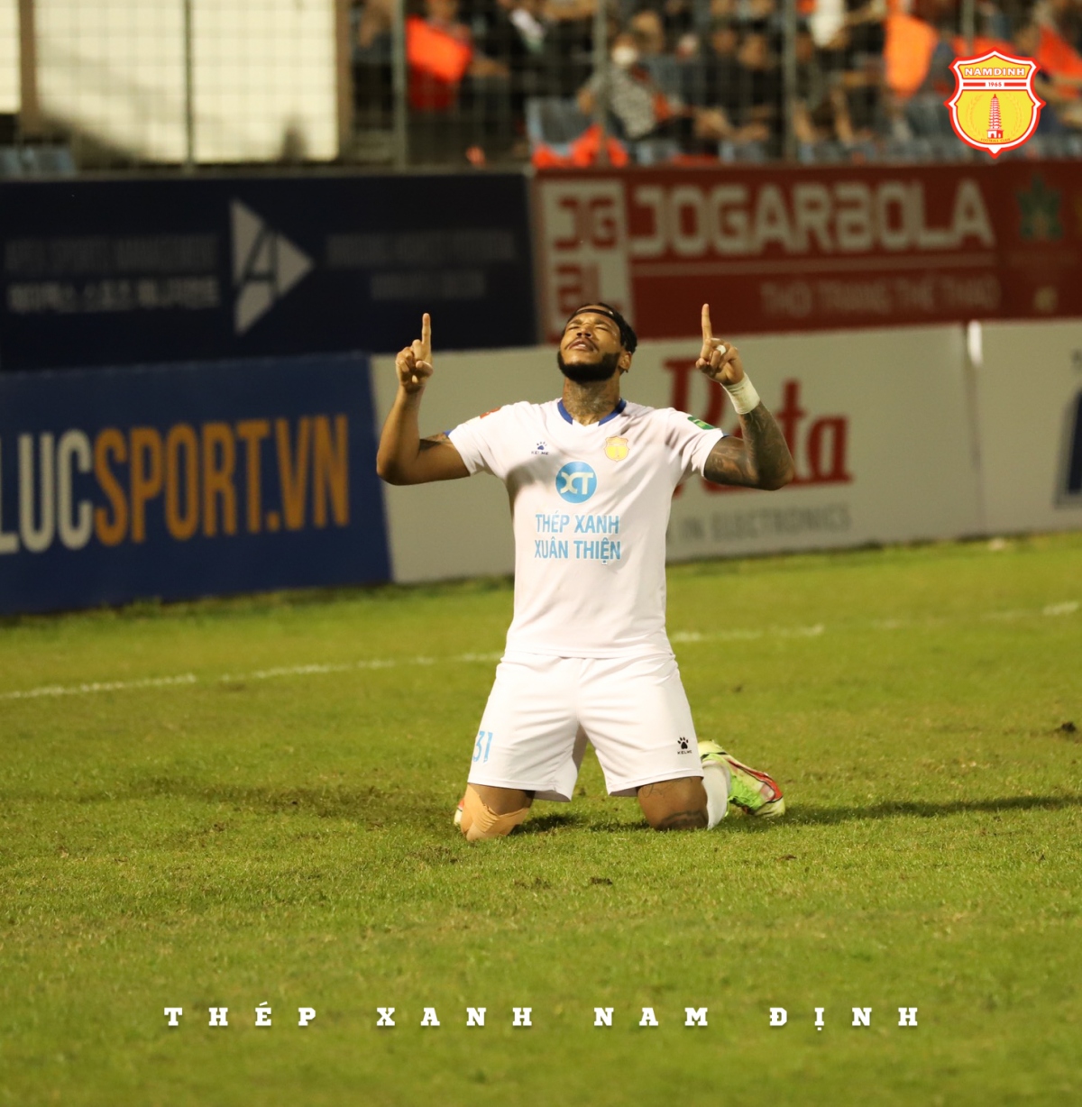nam Dinh tam thoi vuon len dan dau v-league 2023 hinh anh 7