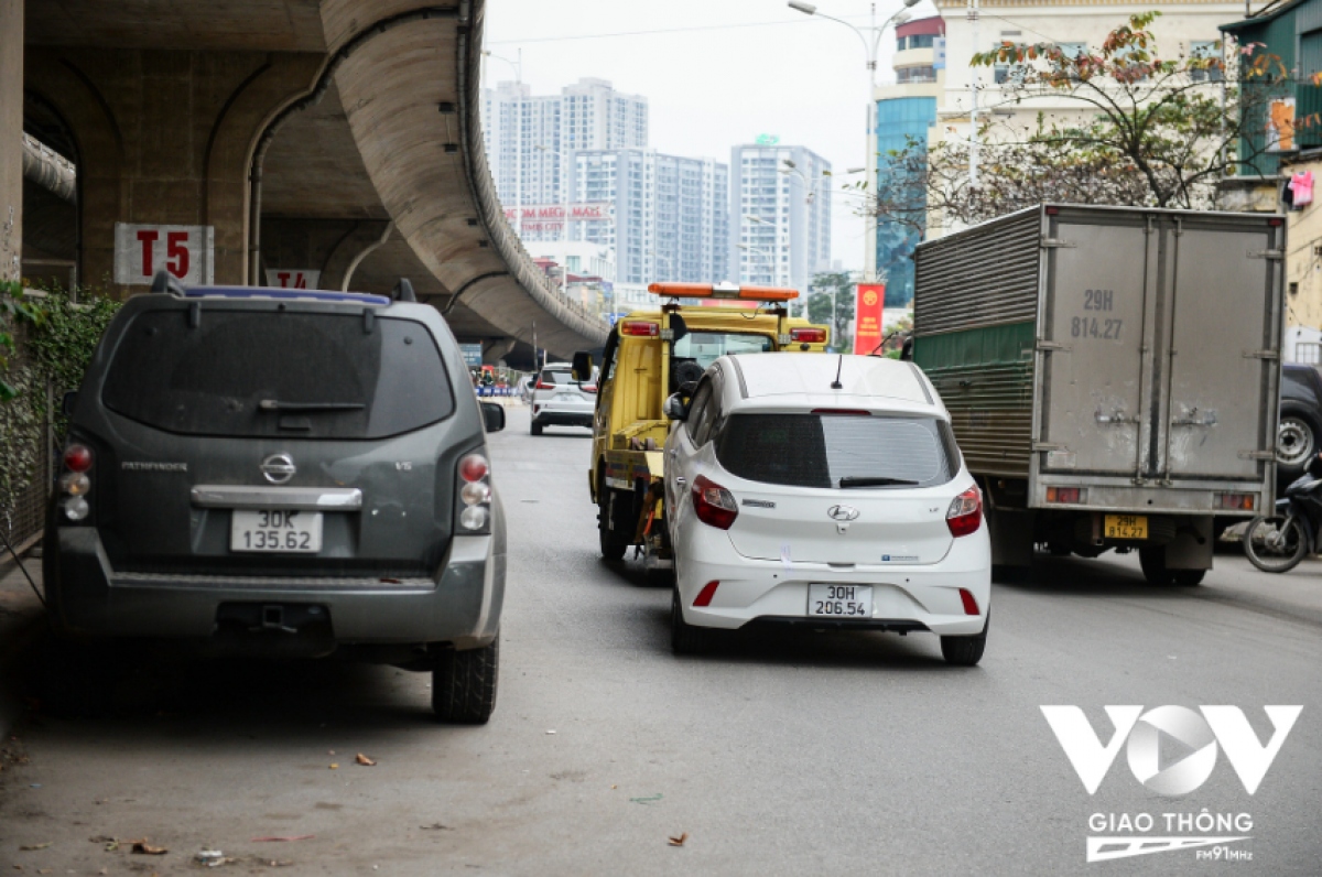 gam cau vinh tuy ha noi to chuc giao thong kieu... song chet mac bay hinh anh 13