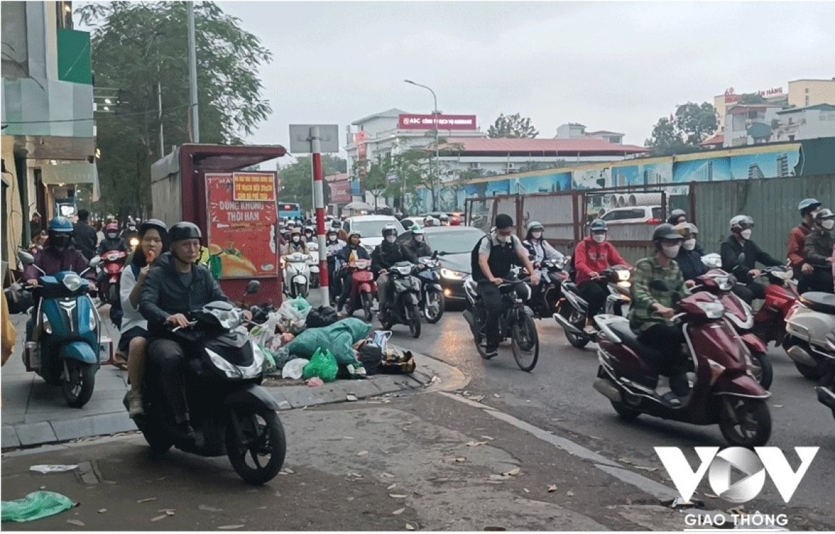vat va xoay xo vi rao chan nut giao chua boc - pham ngoc thach hinh anh 12