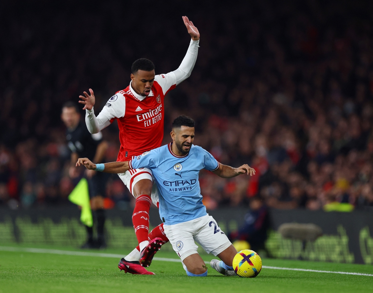 Danh bai arsenal, man city tro lai ngoi dau ngoai hang anh hinh anh 8