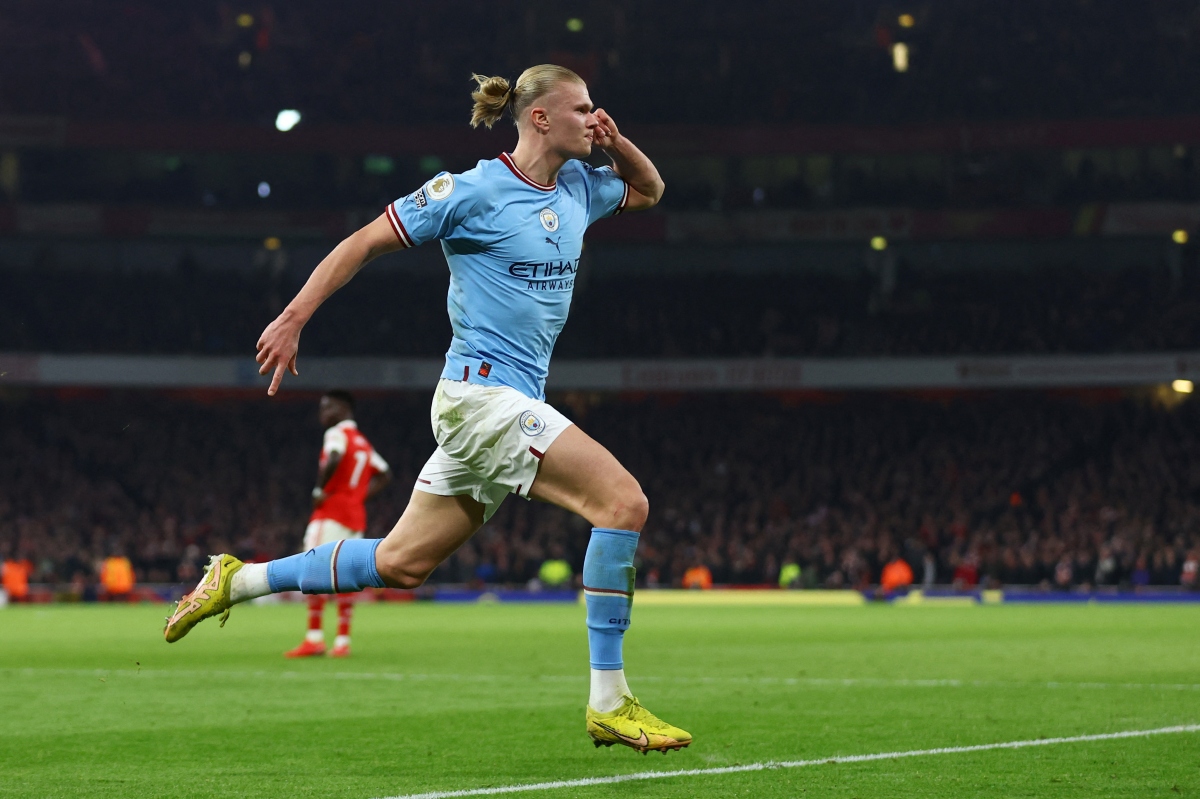 Danh bai arsenal, man city tro lai ngoi dau ngoai hang anh hinh anh 15