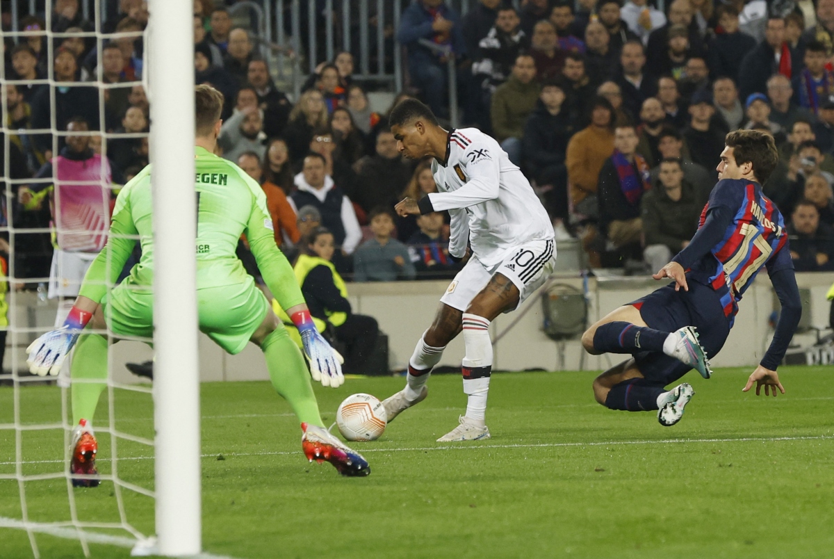 barca va mu ruot duoi ty so kich tinh trong man thu hung kinh dien o camp nou hinh anh 19
