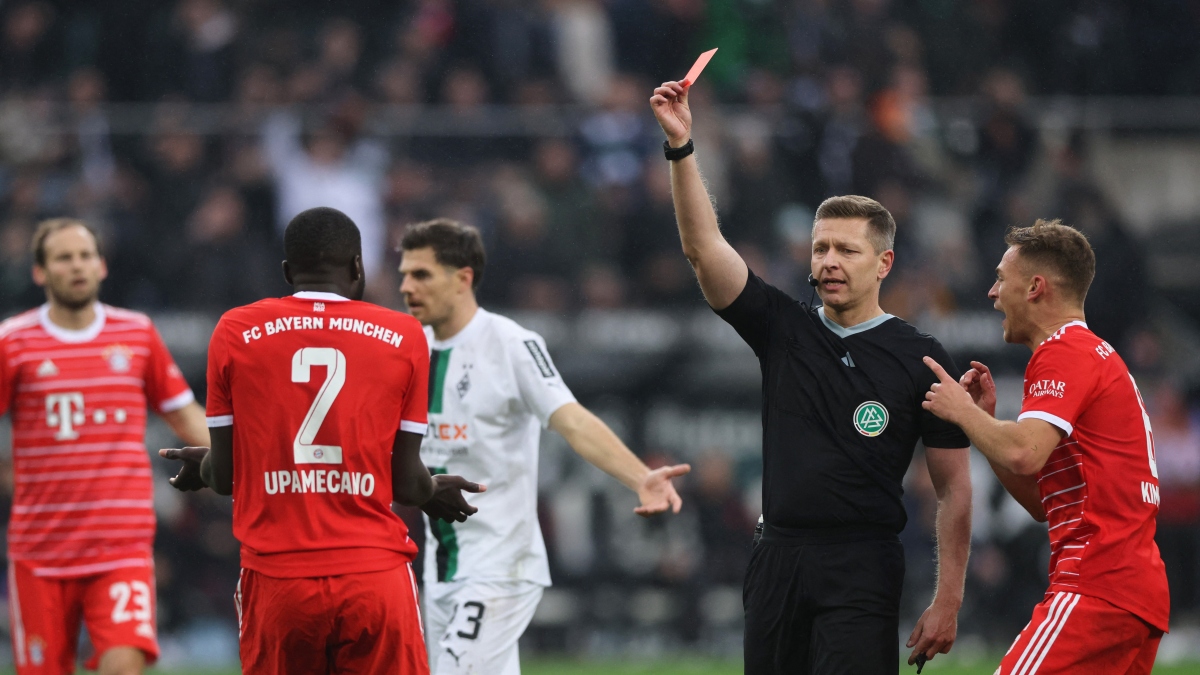 bayern munich lai thua khac tinh o bundesliga hinh anh 2