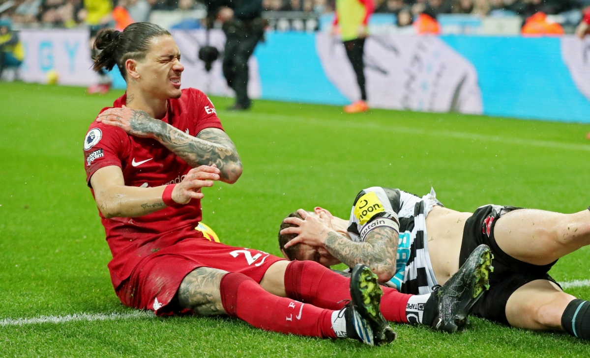 liverpool trả giá đắt sau chiến thắng trước newcastle hình ảnh 1 liverpool tra gia dat sau chien thang truoc newcastle hinh anh 1